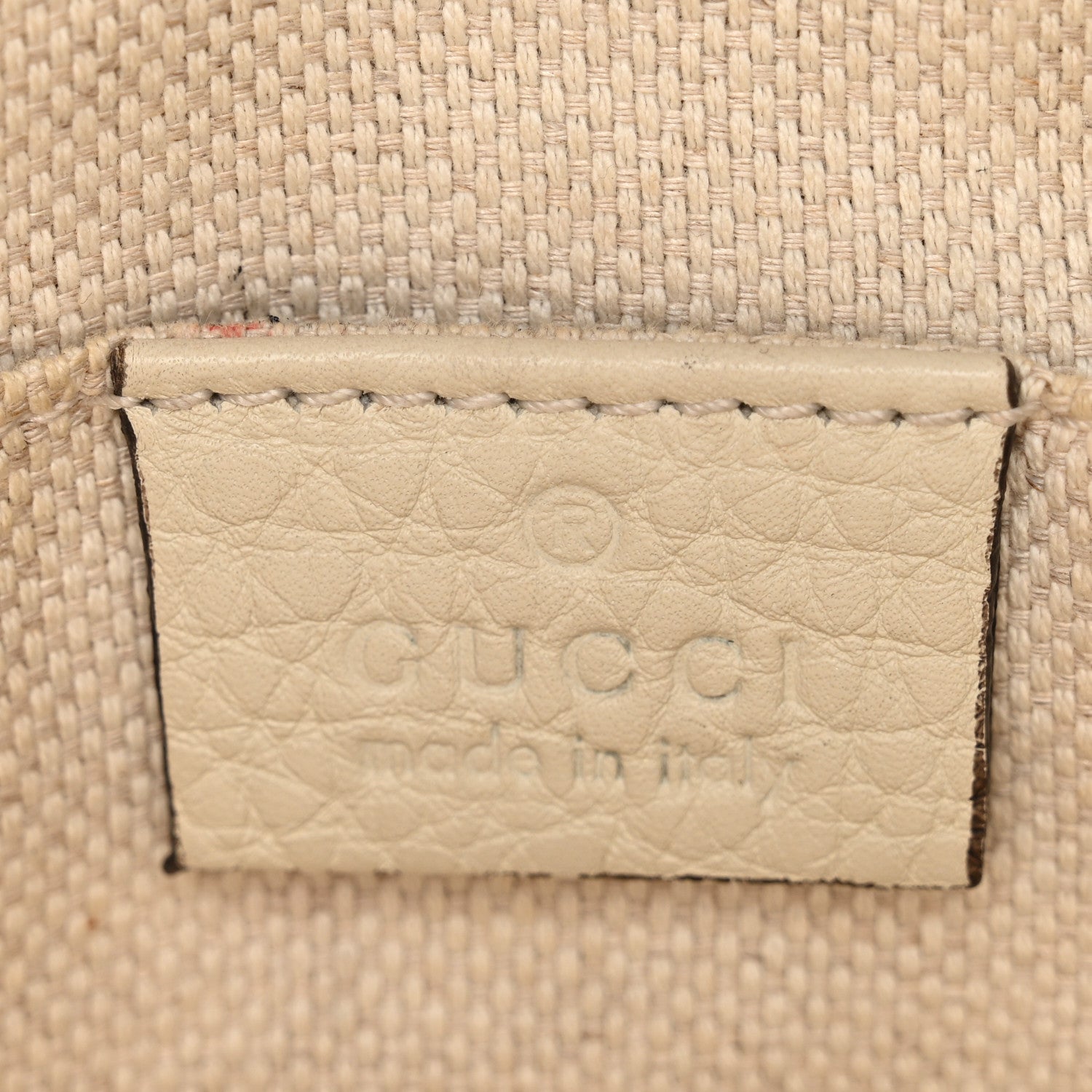 Gucci Pebbled Calfskin Small Soho Disco Bag Off White