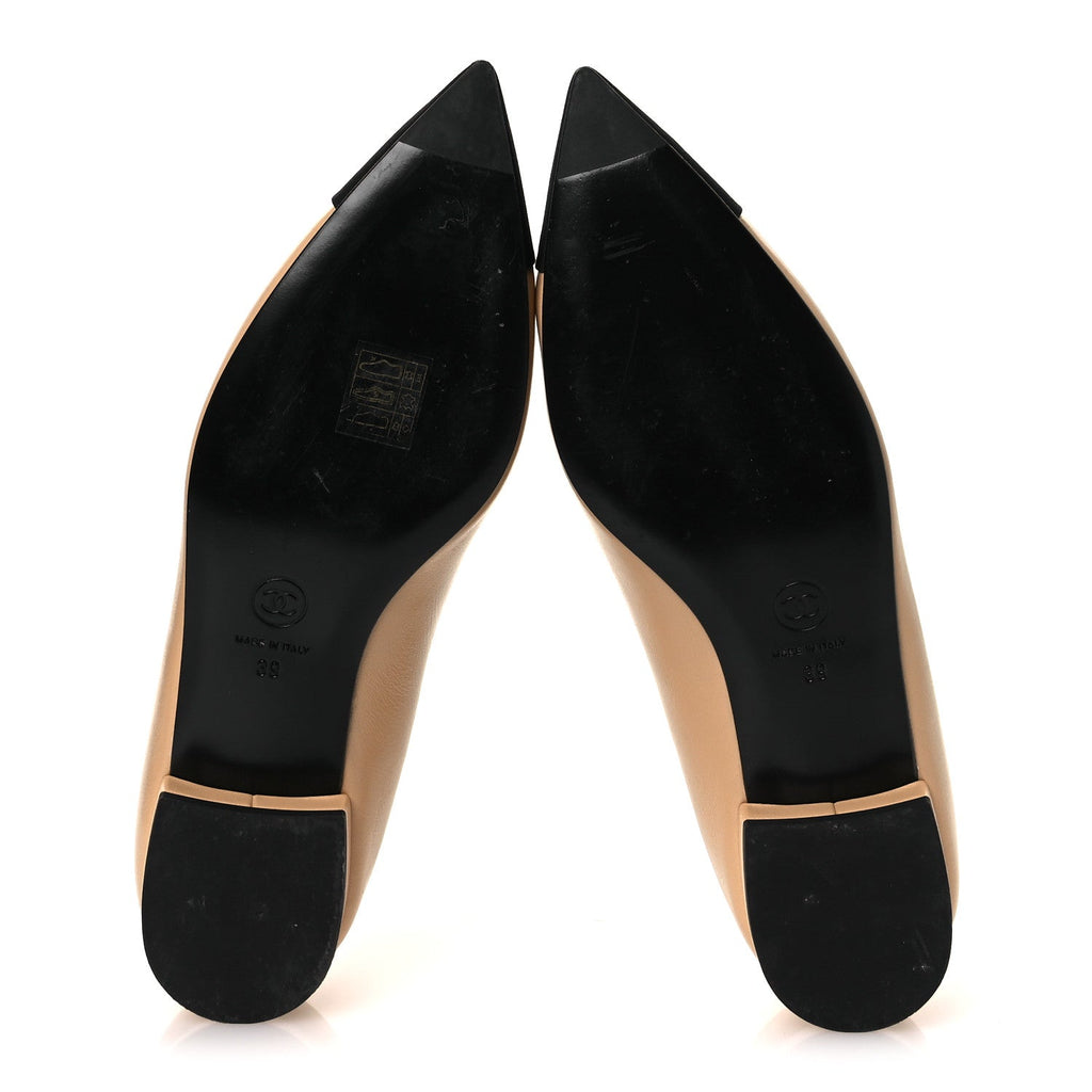 Lambskin Grosgrain Pointed Toe CC Ballet Flats 39 Beige Black