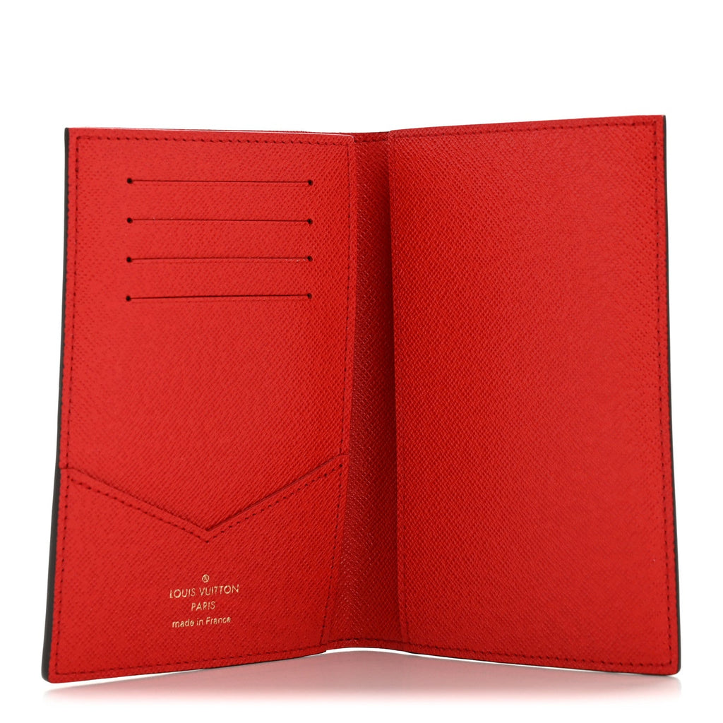 Louis Vuitton Monogram 2019 Christmas Animation Passport Cover Rouge