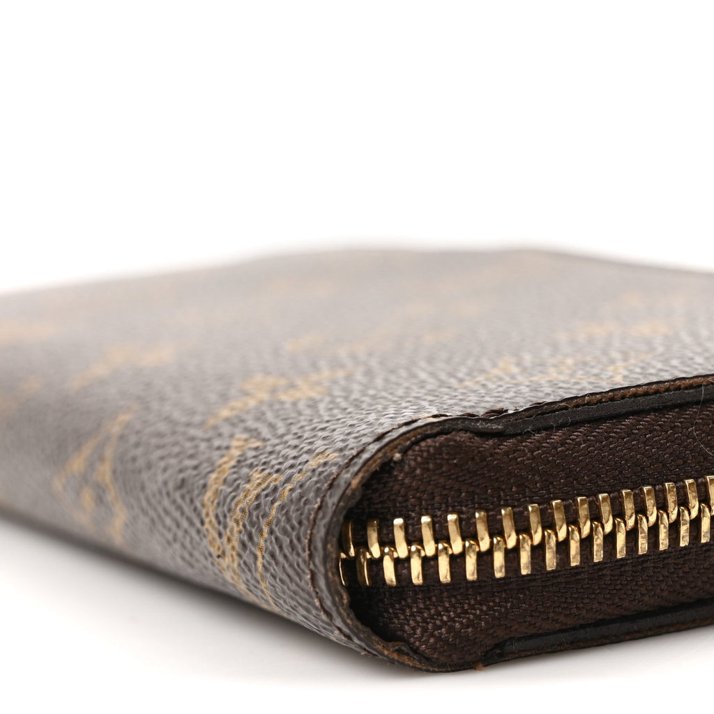 Louis Vuitton Monogram Zippy Wallet