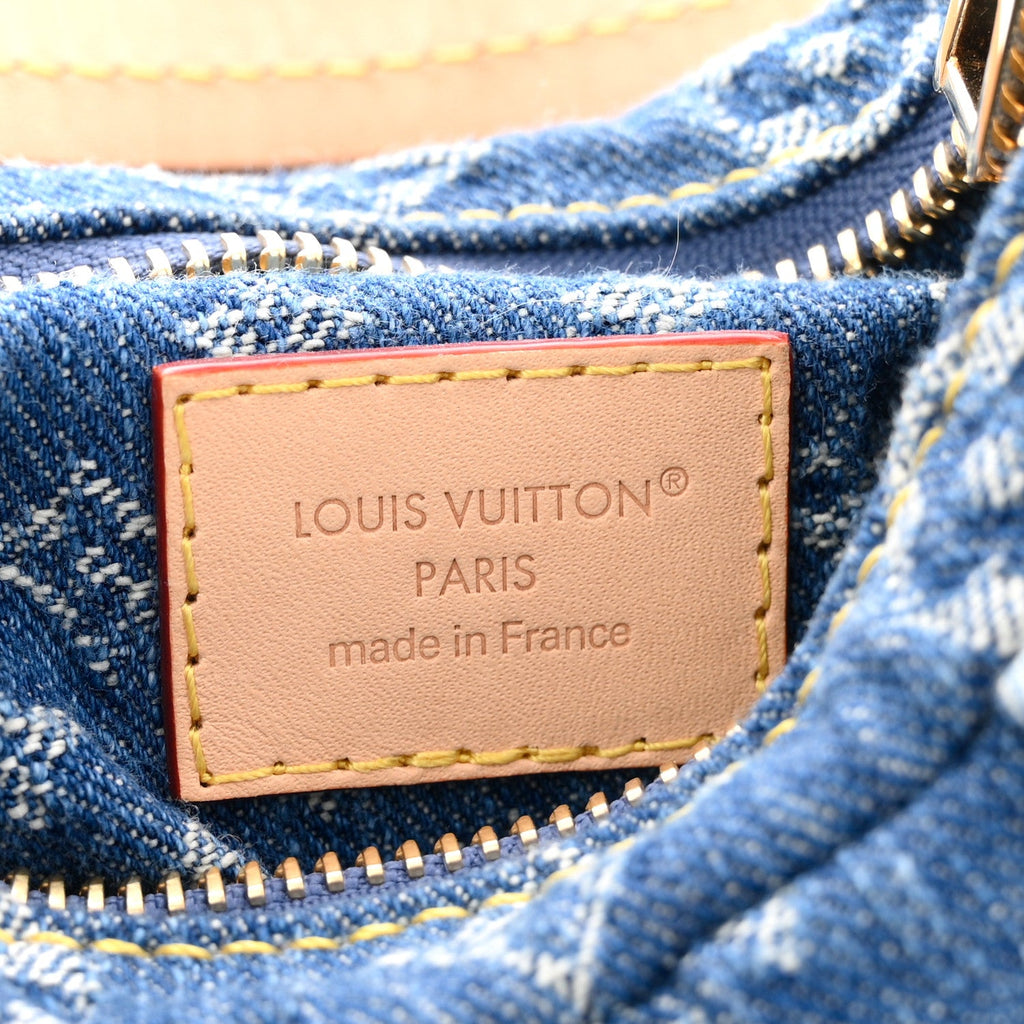 Louis Vuitton Monogram Denim Pochette Valley Blue