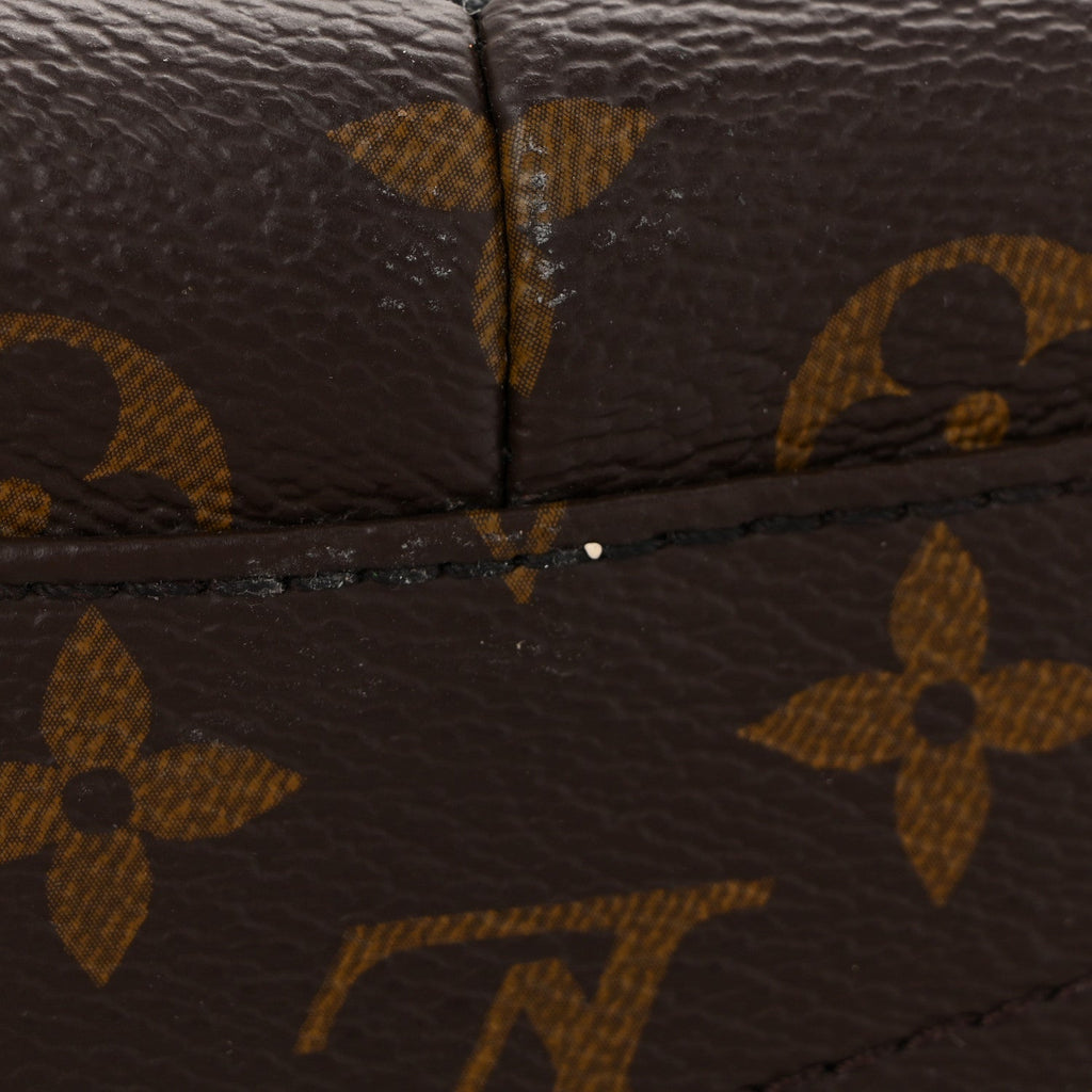 Louis Vuitton Monogram V Tote BB Black