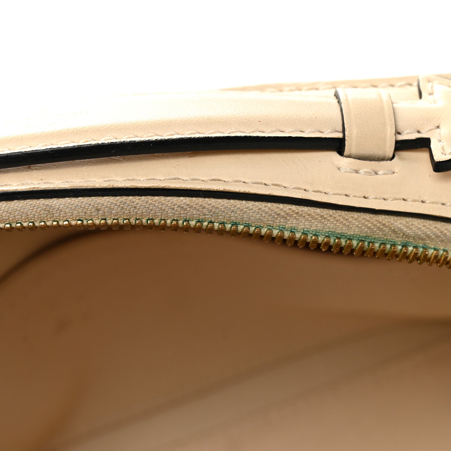 Louis Vuitton Monogram Saintonge Creme
