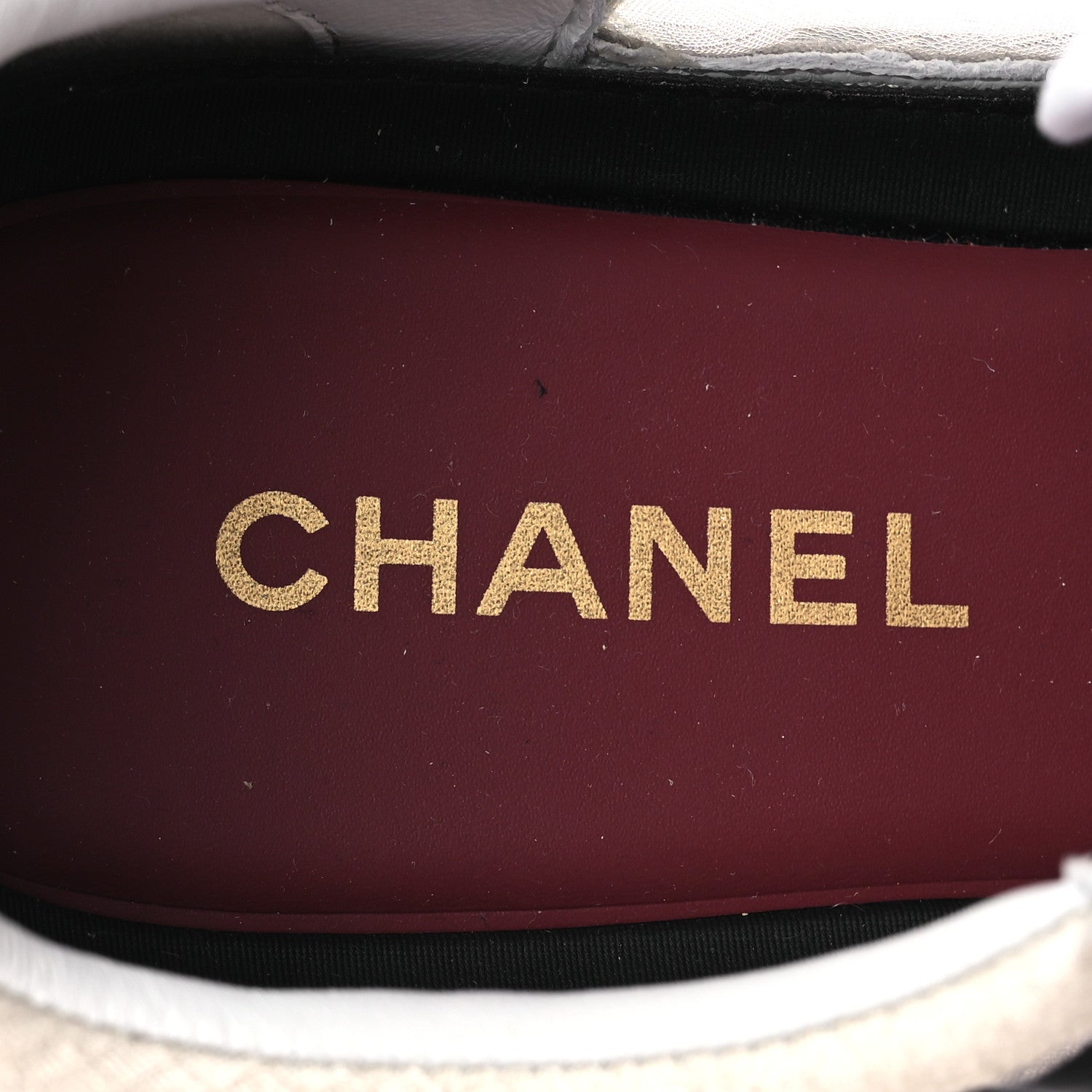 Chanel Suede Mesh Womens CC Sneakers 39 White Black