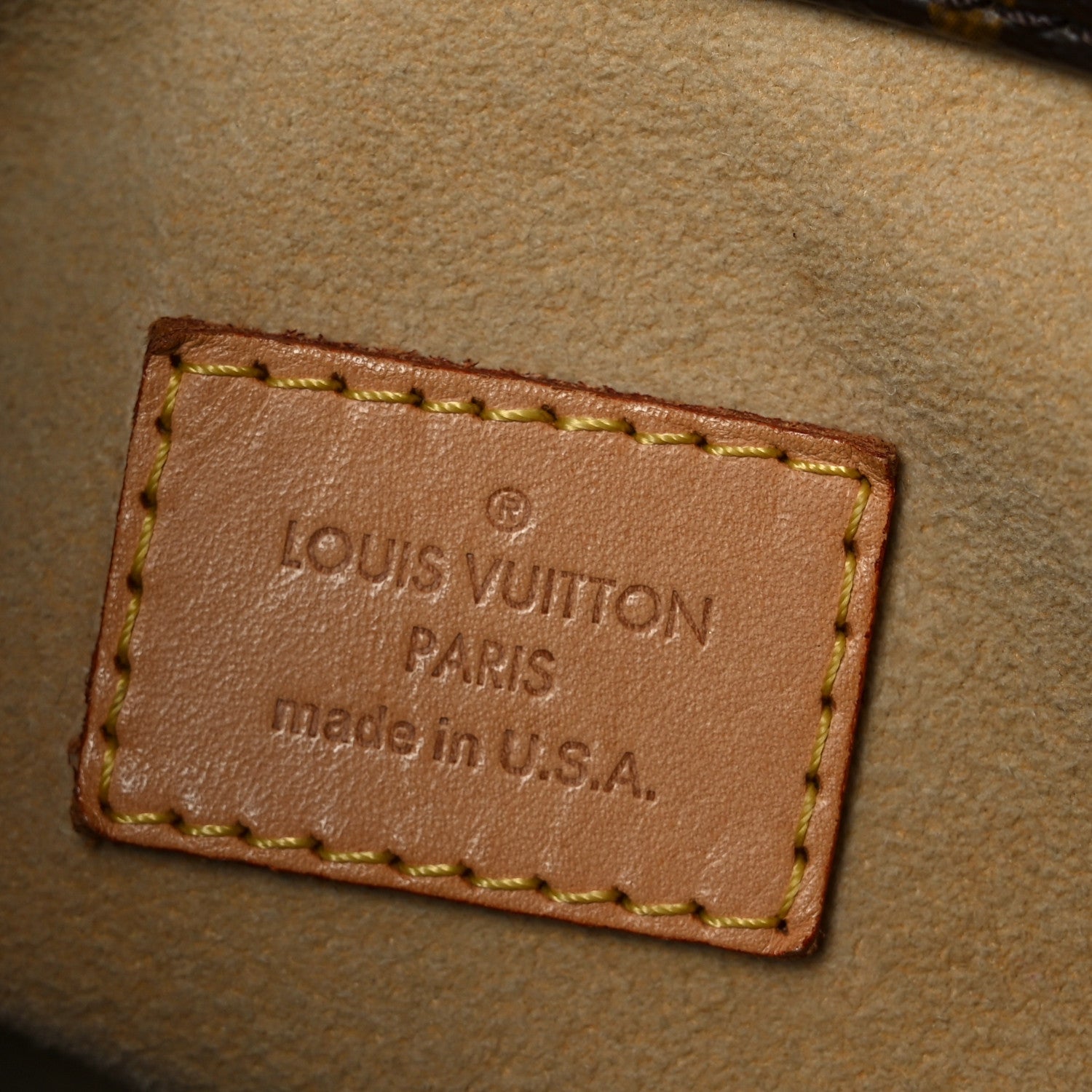 Louis Vuitton Monogram Artsy MM