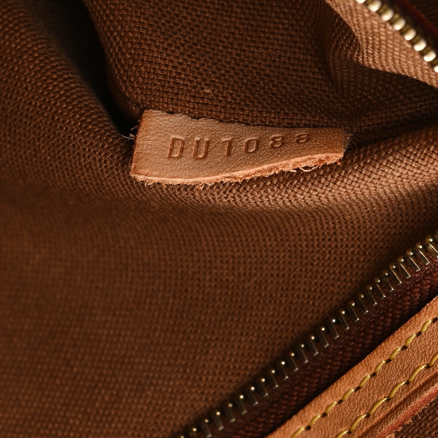 Louis Vuitton Monogram Batignolles Horizontal