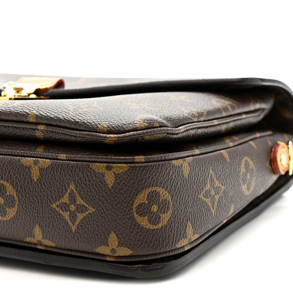 Louis Vuitton Monogram Pochette Metis
