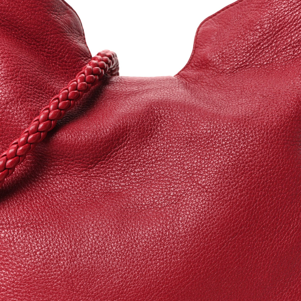 Gucci Pebbled Calfskin Medium G Wave Shoulder Bag Red