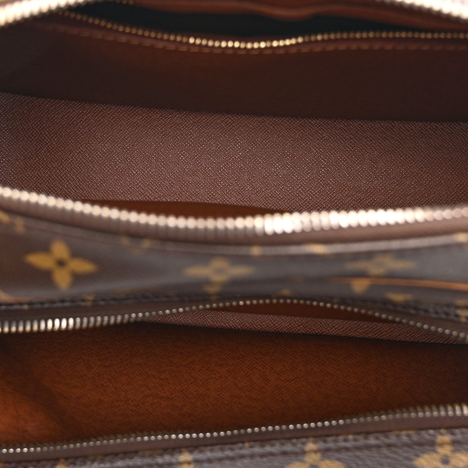 Louis Vuitton Monogram Nil 28
