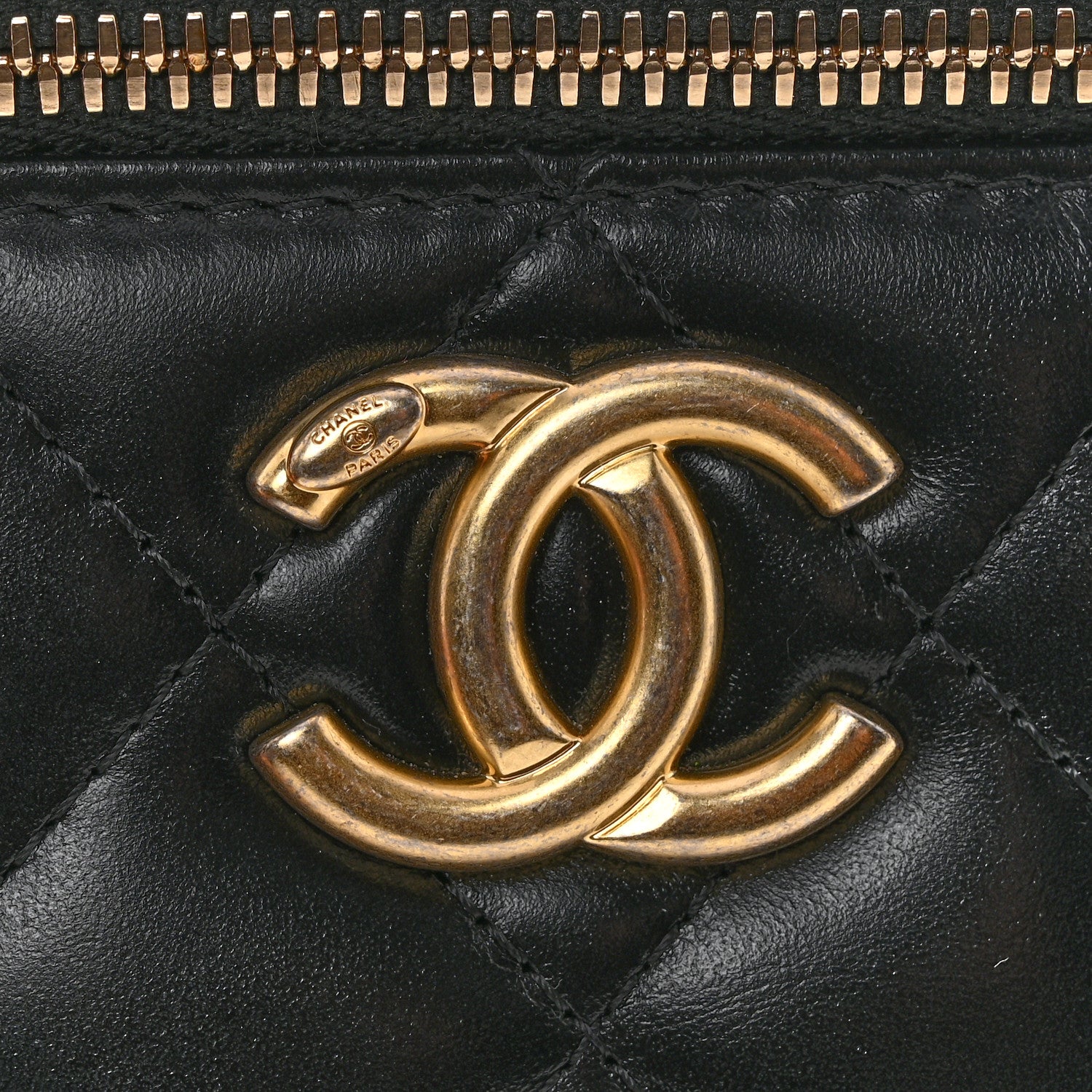 Chanel Calfskin Quilted Mini Perfect Fit Vanity Case With Chain Black