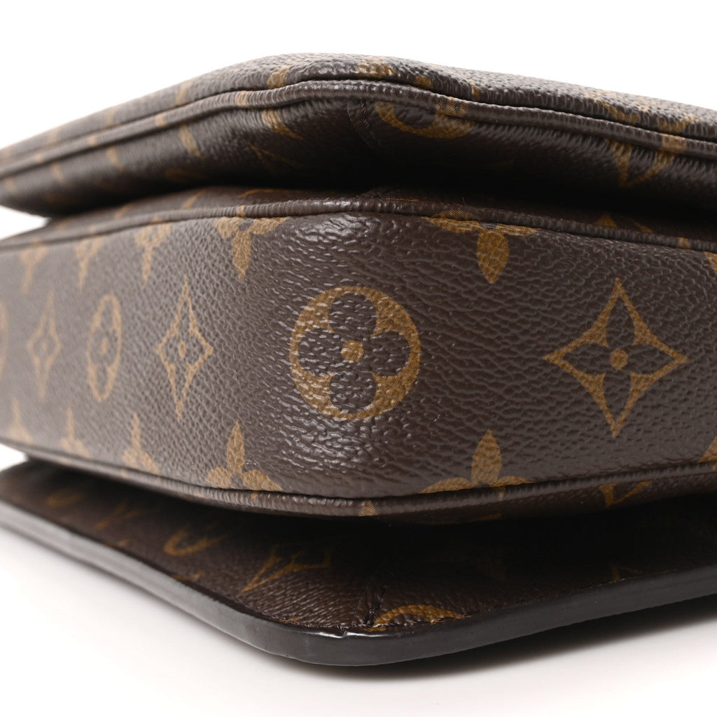 Louis Vuitton Monogram Pochette Metis