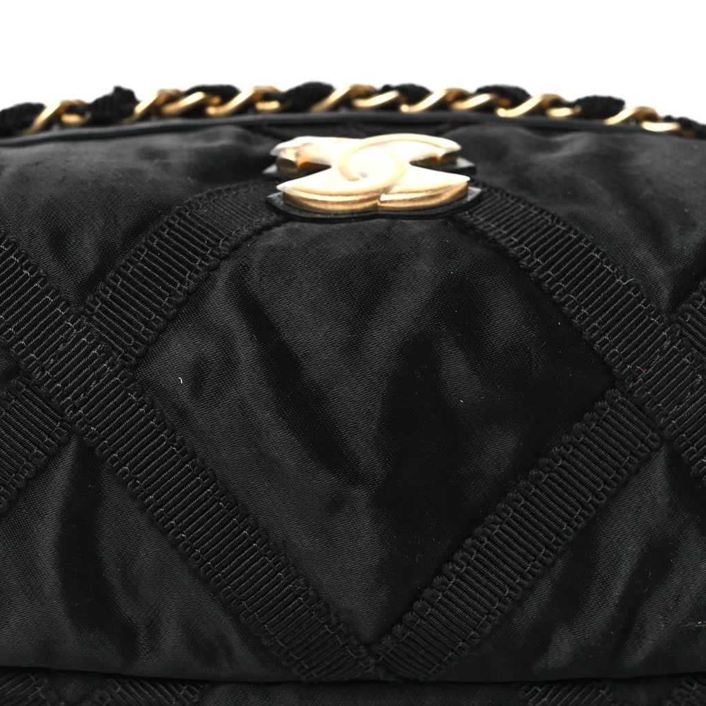 Nylon Grosgrain Lifestyle Pouch Black
