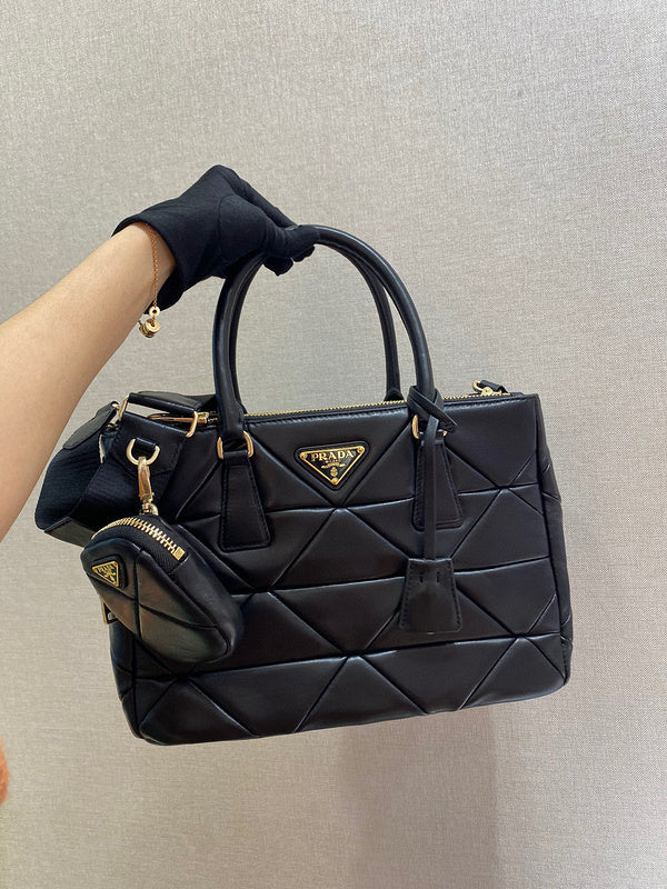 Prada Bags - 6146