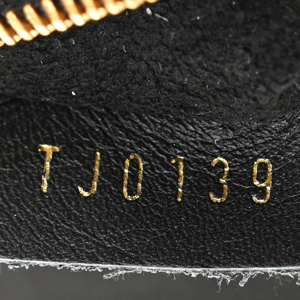 Louis Vuitton Calfskin New Wave Chain Pochette Black