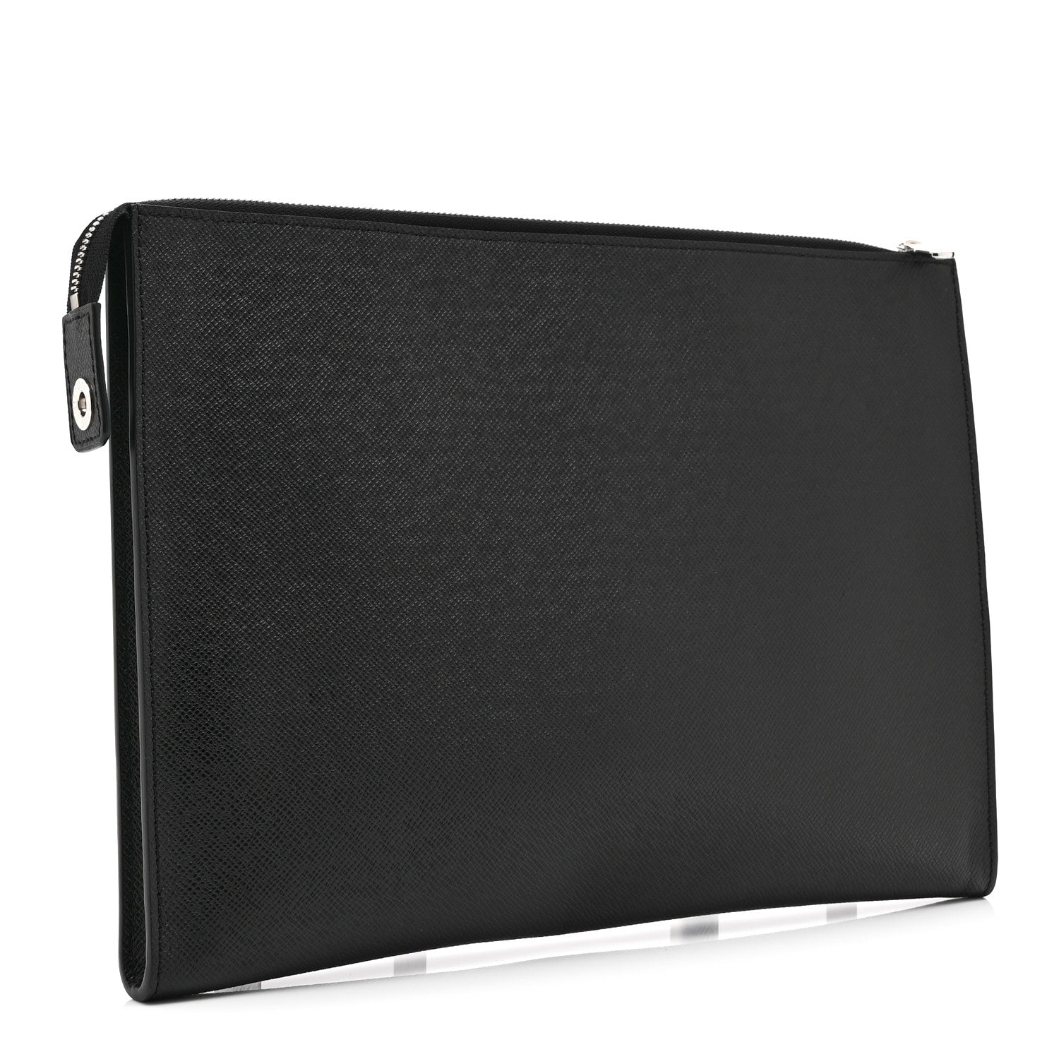 Louis Vuitton Taiga Pochette 24 Heures Black