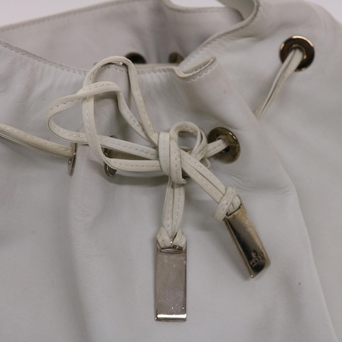 GUCCI Bamboo Shoulder Bag Leather White  49084