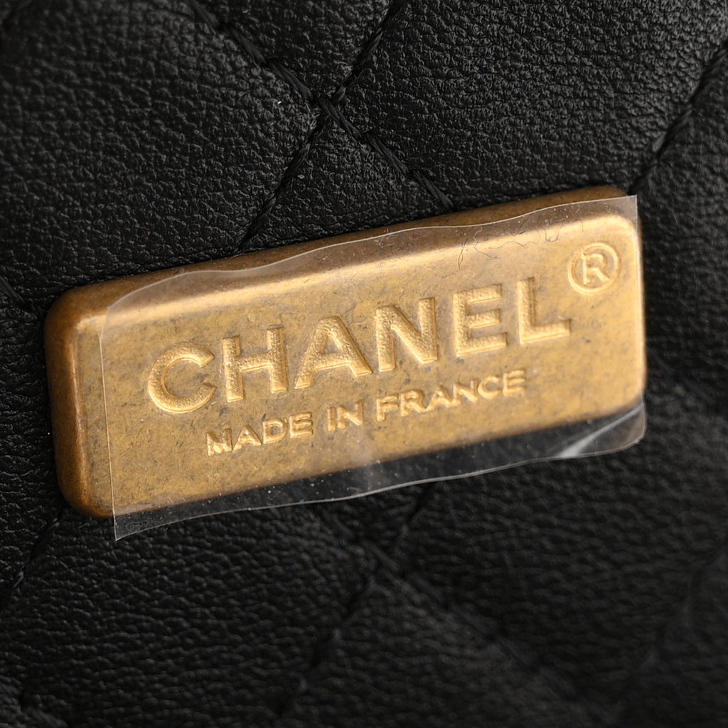 Chanel Beech Wood Lambskin Round CC Vanity Case Black
