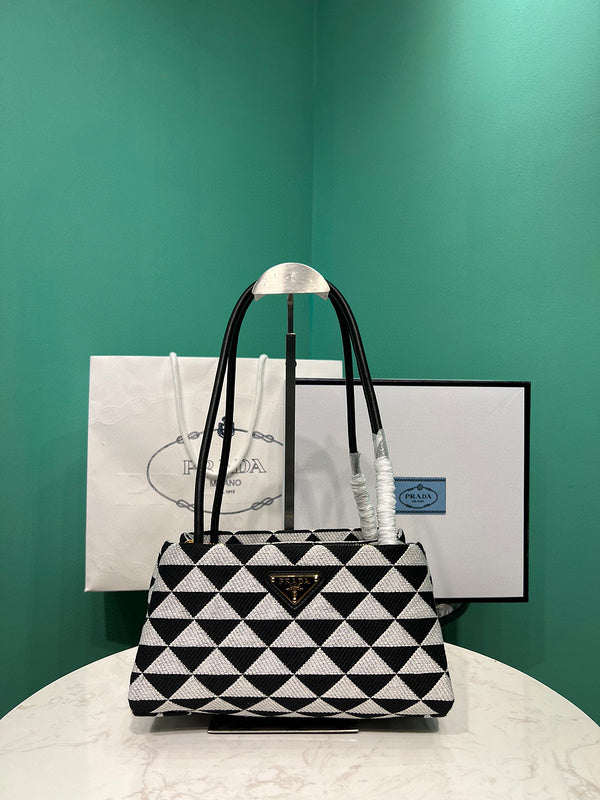 Prada Bags - 3781