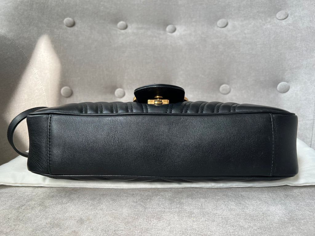 Gucci GG Black Marmont Medium Shoulder Bag