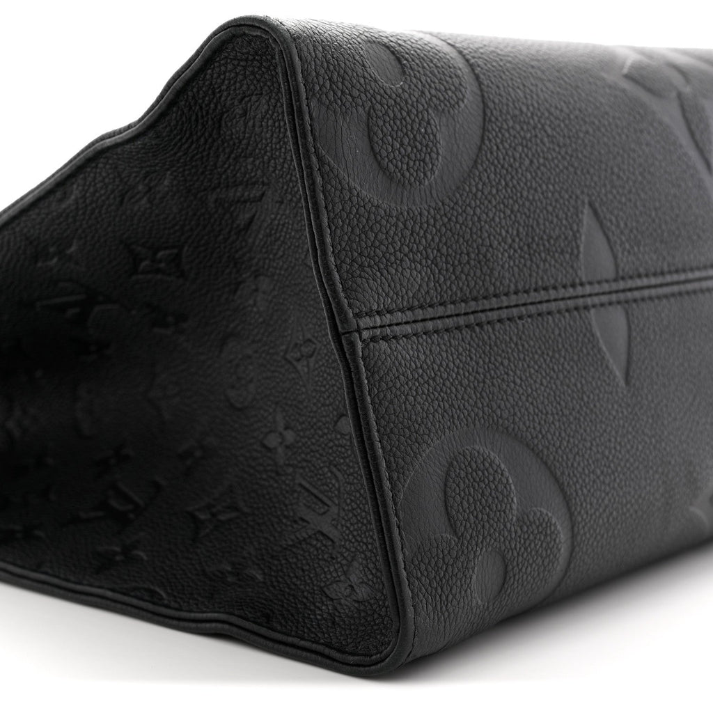 Louis Vuitton Empreinte Monogram Giant Onthego MM Black