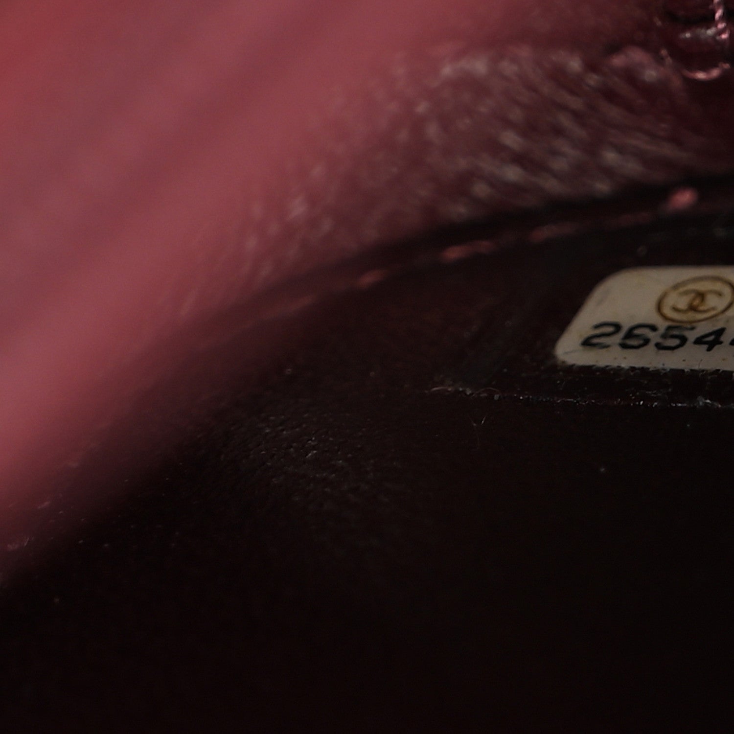 Chanel Iridescent Caviar Quilted Medium CC Filigree Vanity Case Burgundy