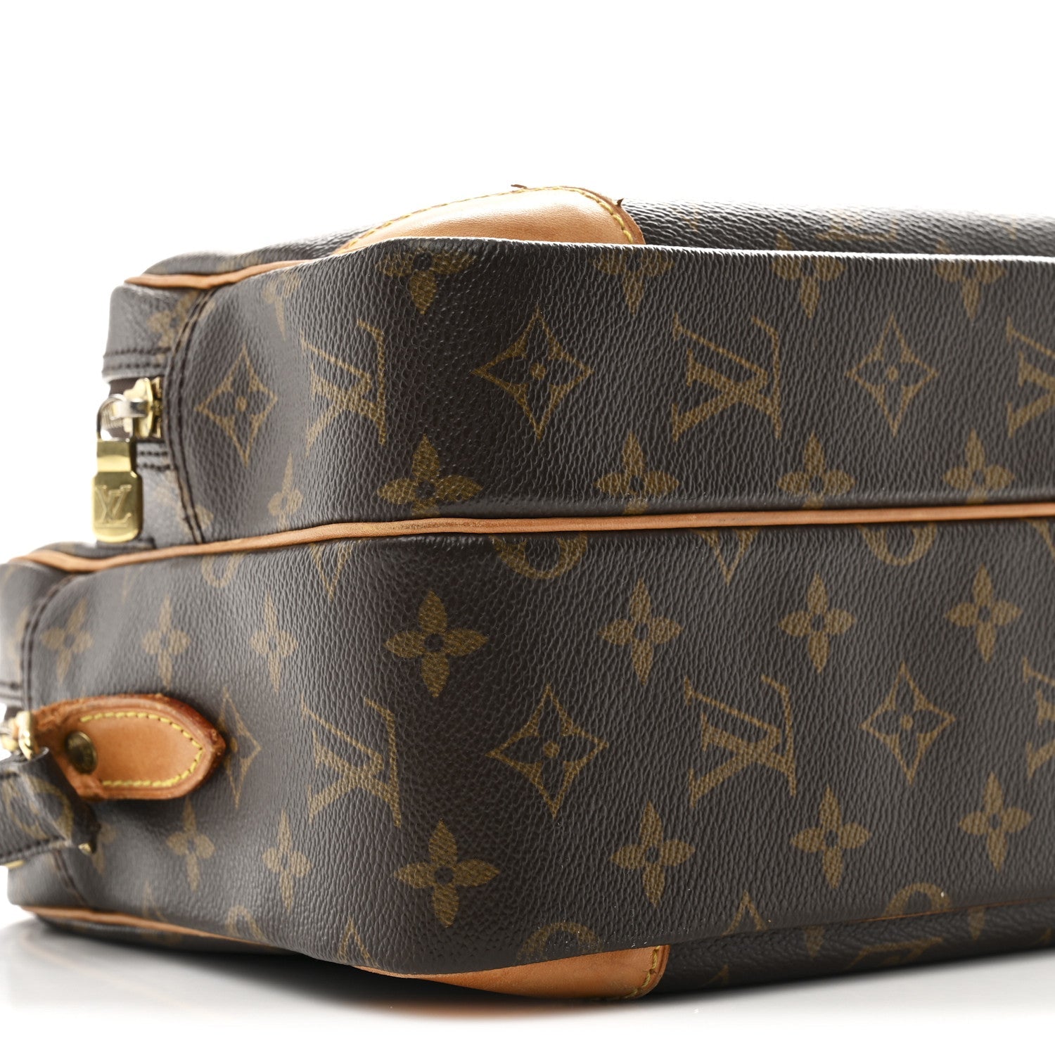 Louis Vuitton Monogram Nil 28