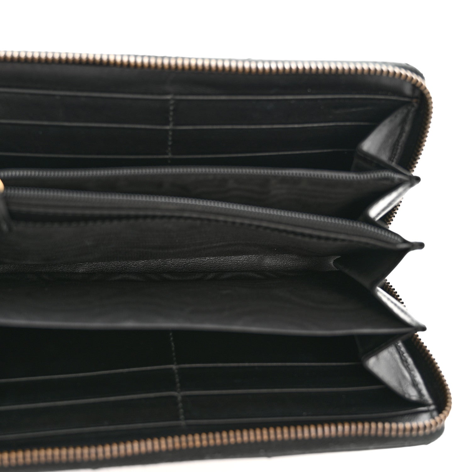 Gucci Calfskin Matelasse GG Marmont Zip Around Organizer Wallet Black
