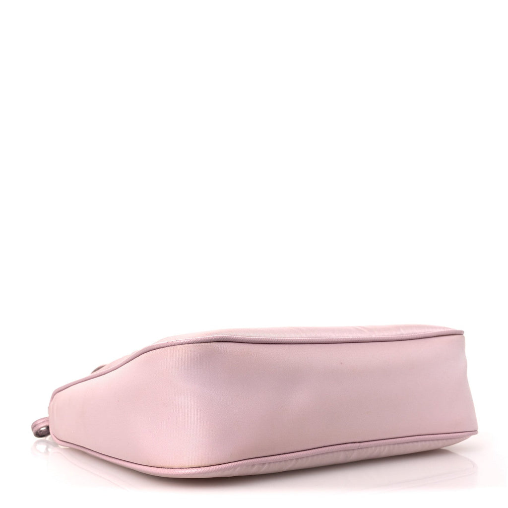 Prada Nylon Re-Edition 2005 Shoulder Bag Alabastro
