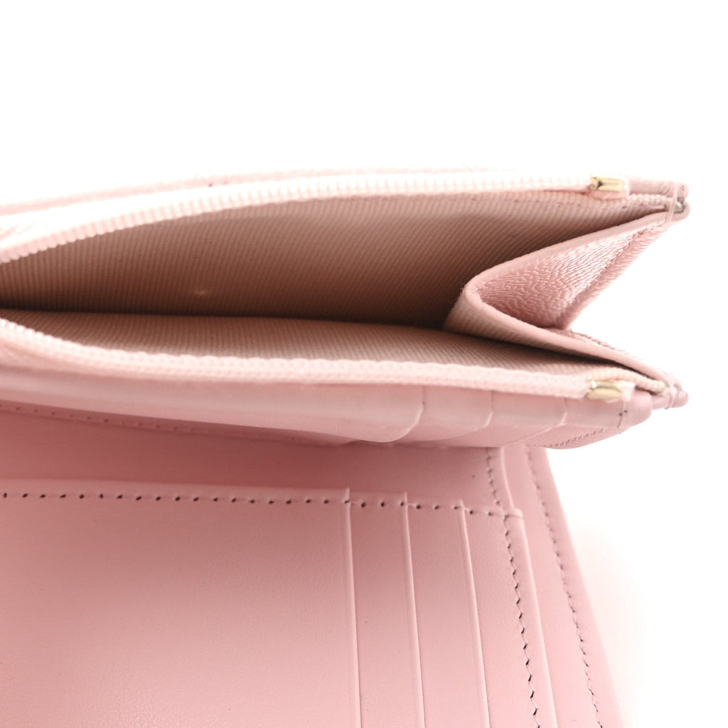 Caviar Quilted Compact Flap Wallet Light Pink