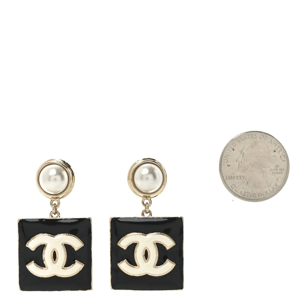 Metal Resin Pearl CC Drop Earrings Gold Black White