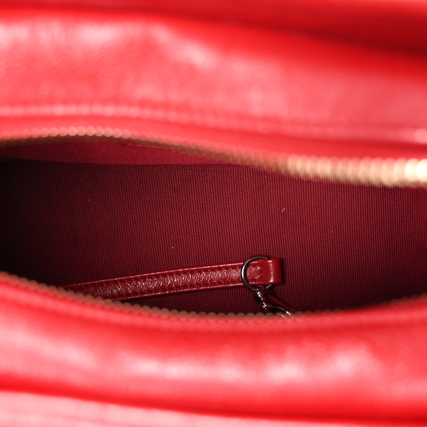 Chanel Wool Calfskin Quilted Small Gabrielle Hobo Red