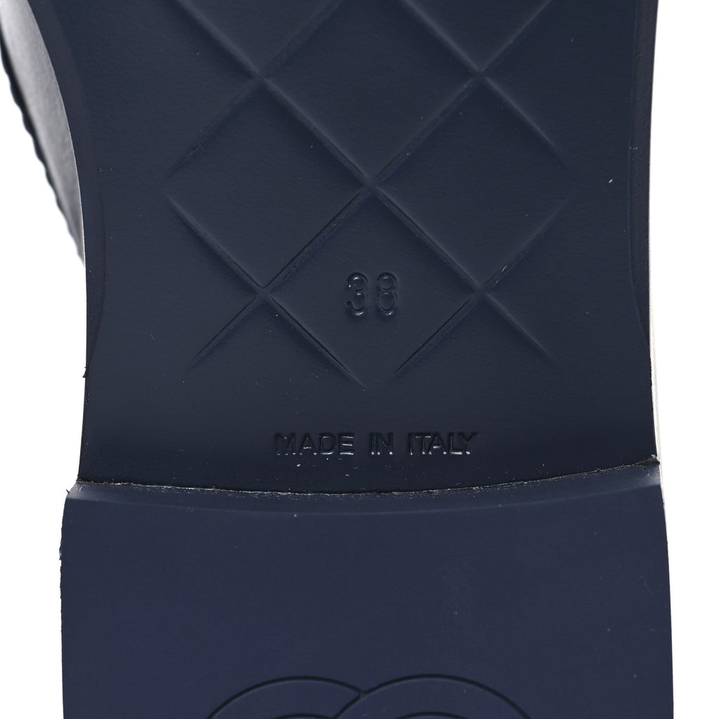 Lambskin Quilted CC Turnlock Loafers 38 Navy