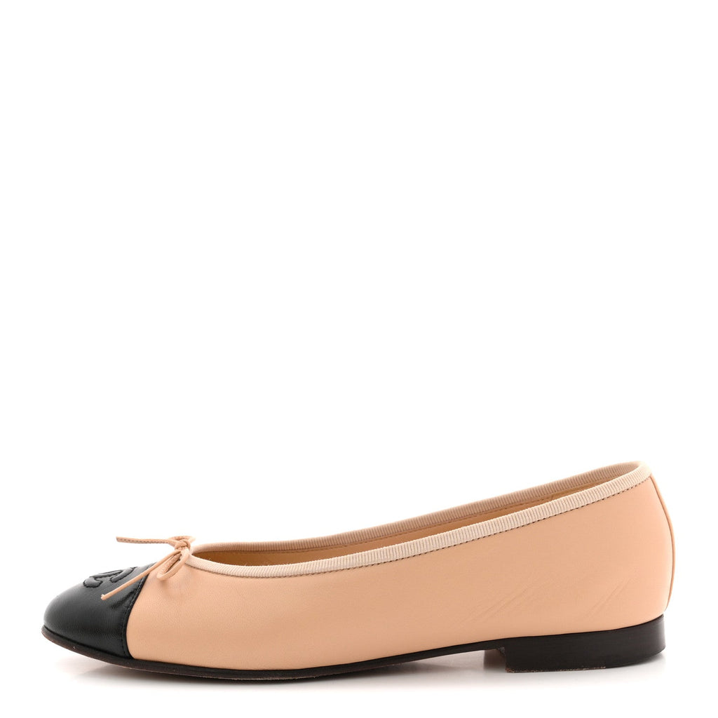 Lambskin Cap Toe CC Ballerina Flats 36 Beige Black