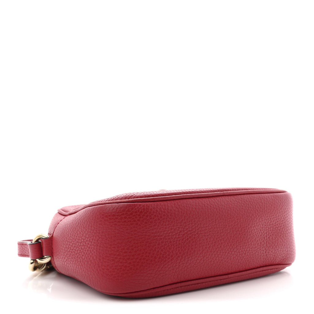 Gucci Pebbled Calfskin Small Soho Disco Bag Tabasco Red