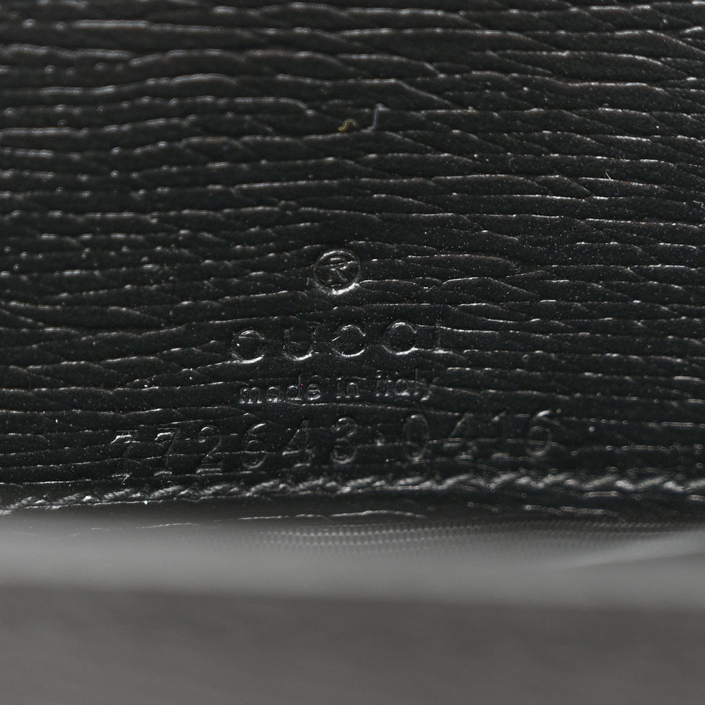 Gucci Textured Calfskin Script Logo Wallet On Chain Black