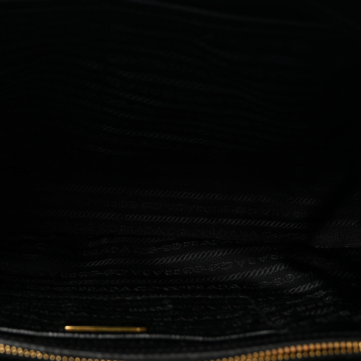 Prada Saffiano Medium Galleria Double Zip Tote Black