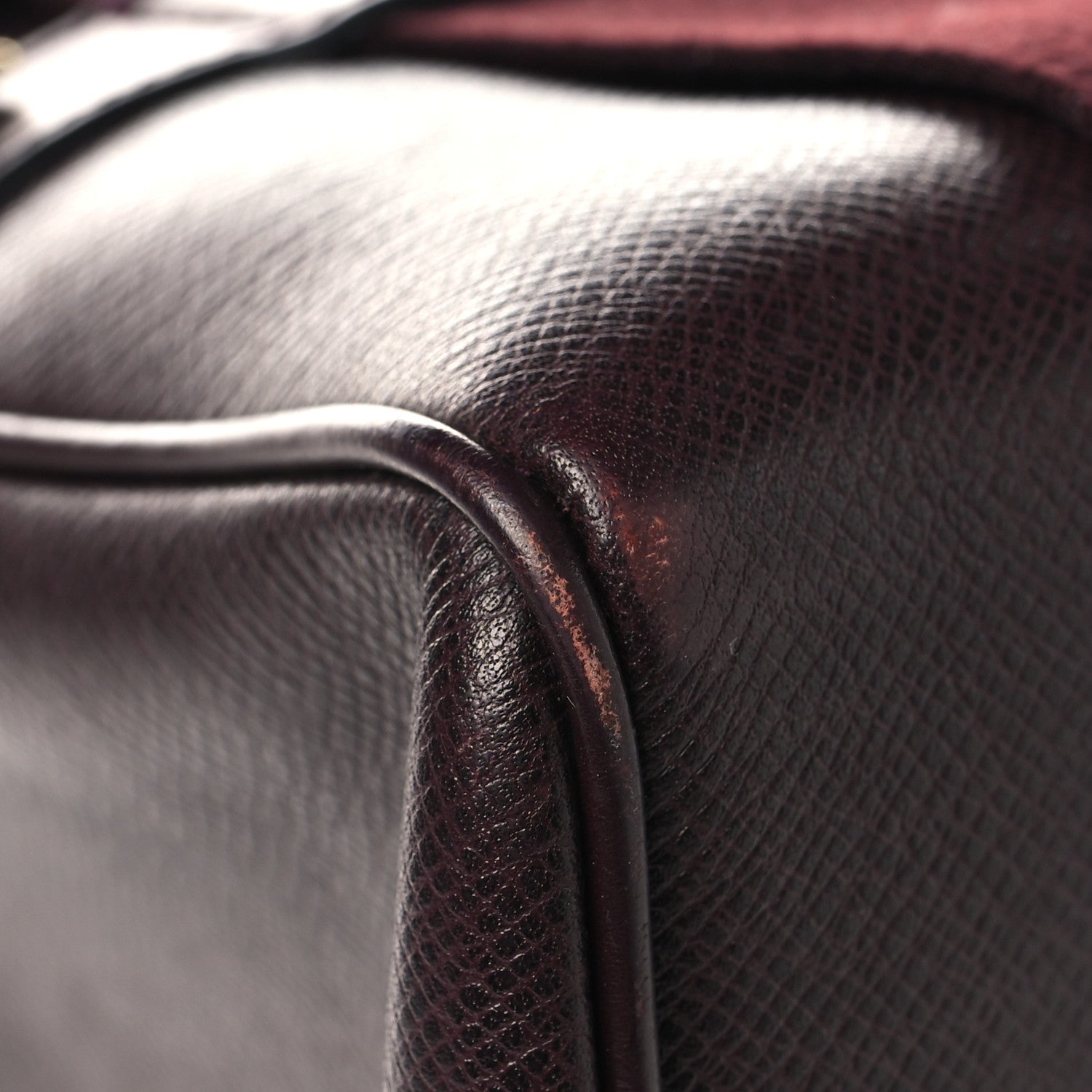 Louis Vuitton Taiga Reporter Messenger Acajou