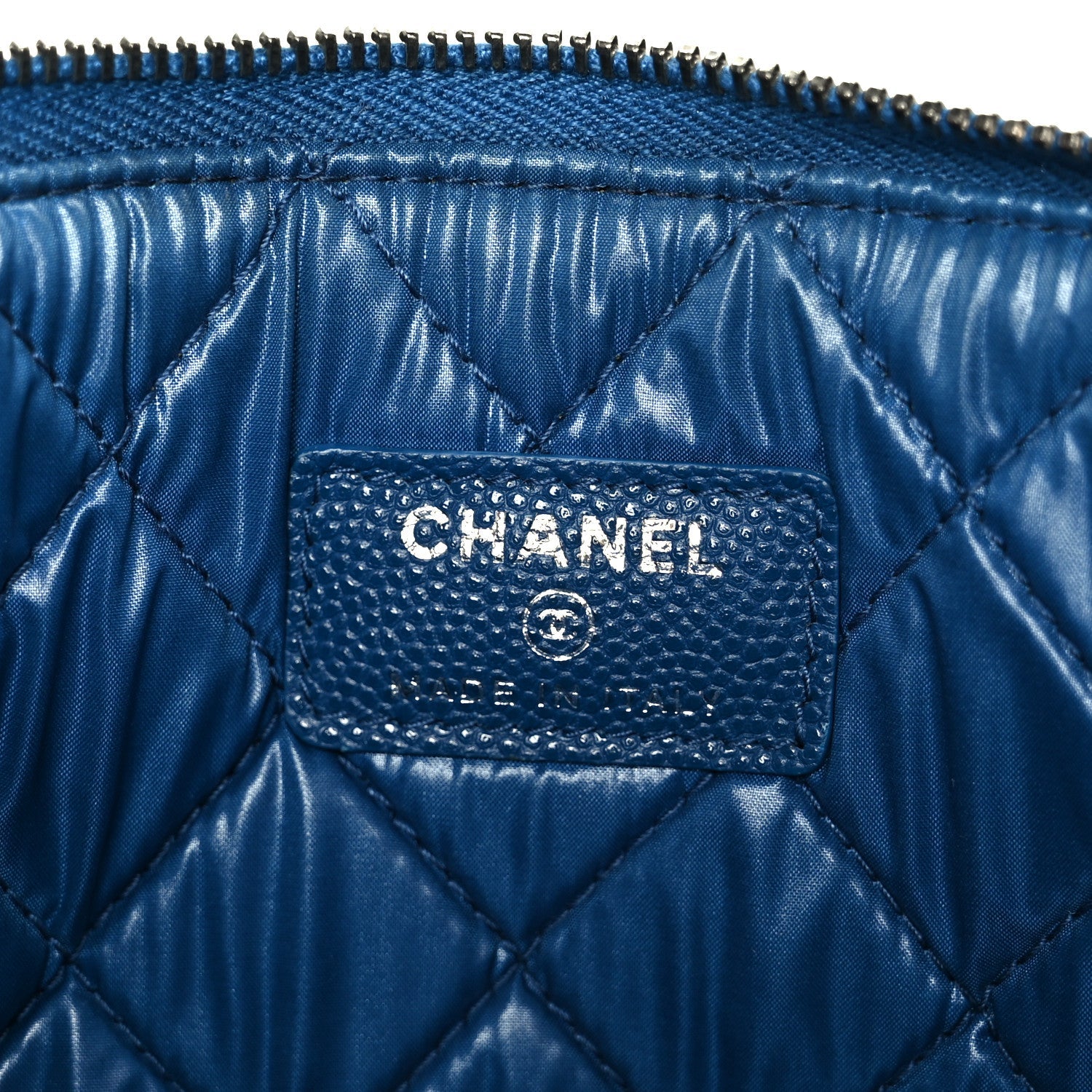 Caviar Quilted Medium Boy Cosmetic Case Blue