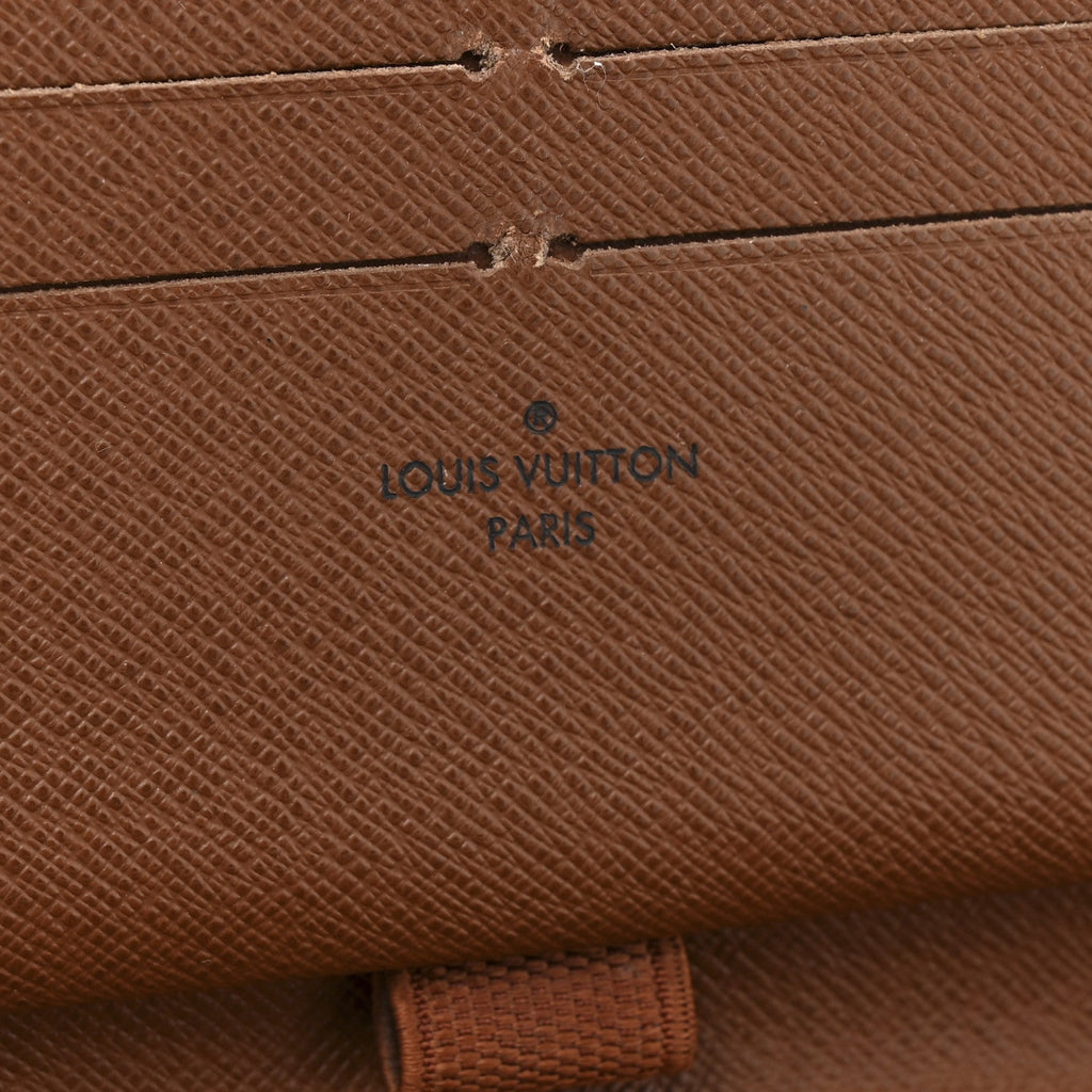 Louis Vuitton Monogram Zippy Organizer Wallet