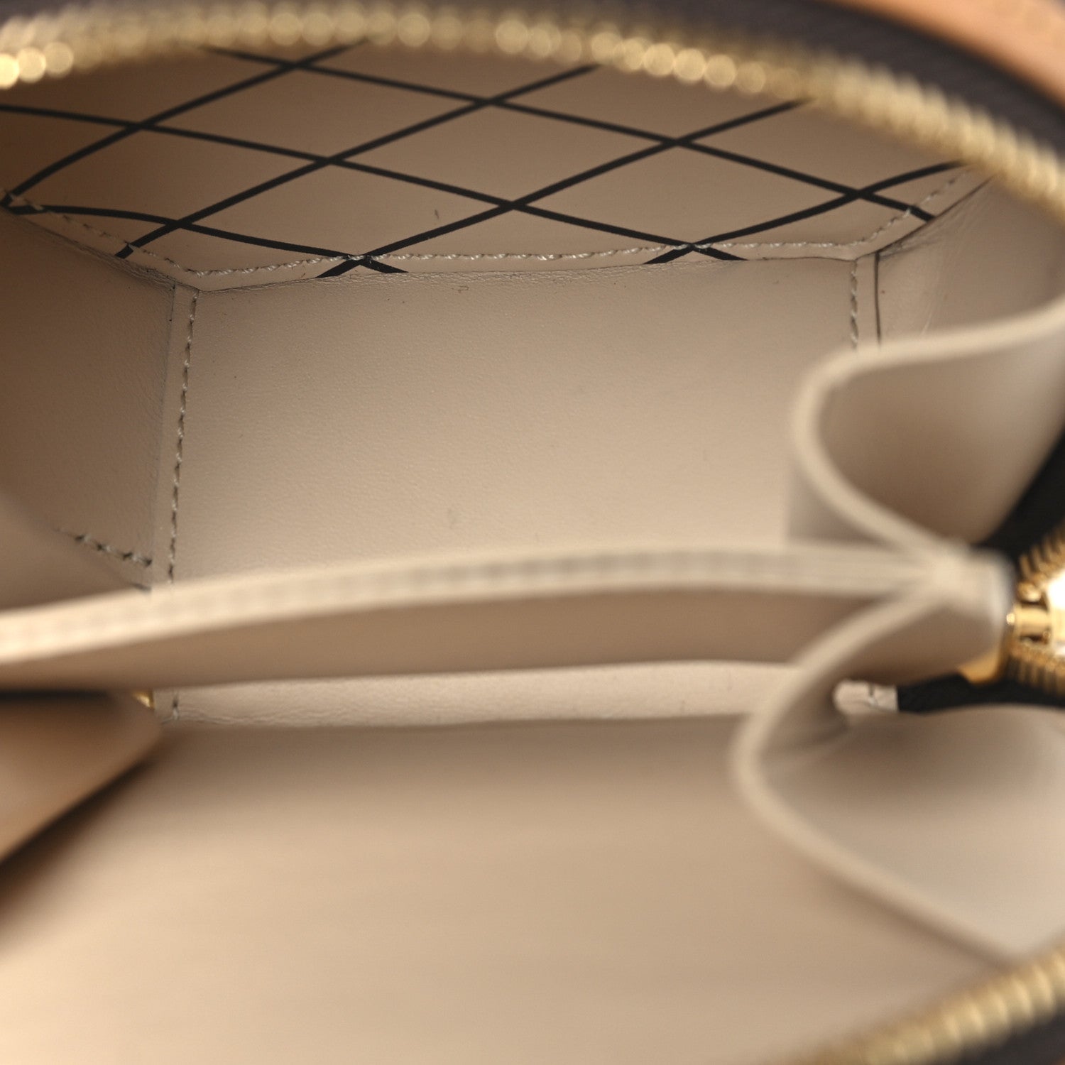 Louis Vuitton Monogram Mini Boite Chapeau