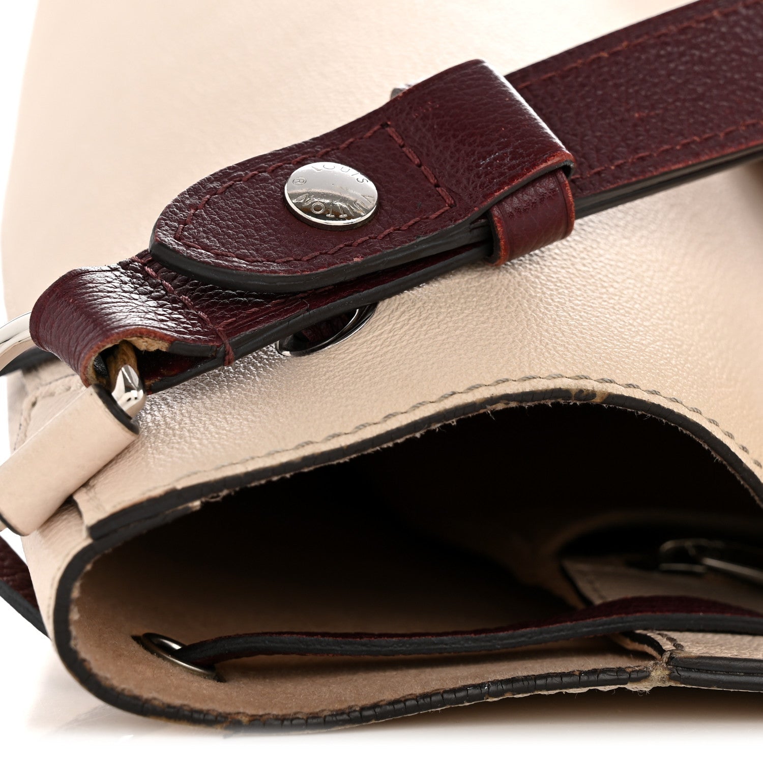 Louis Vuitton Calfskin Lockme Bucket Soie Quartz Calla