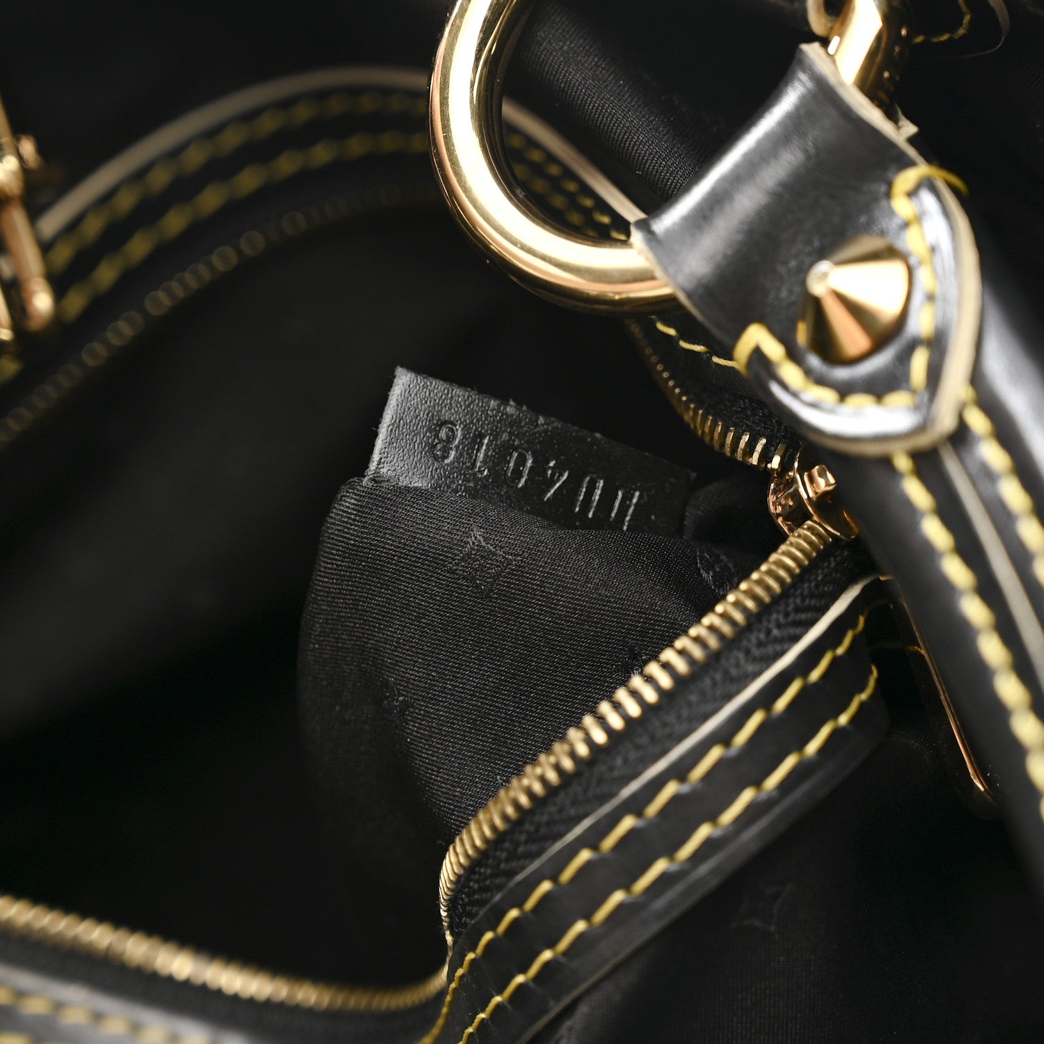 Louis Vuitton Suhali Le Majestueux Black