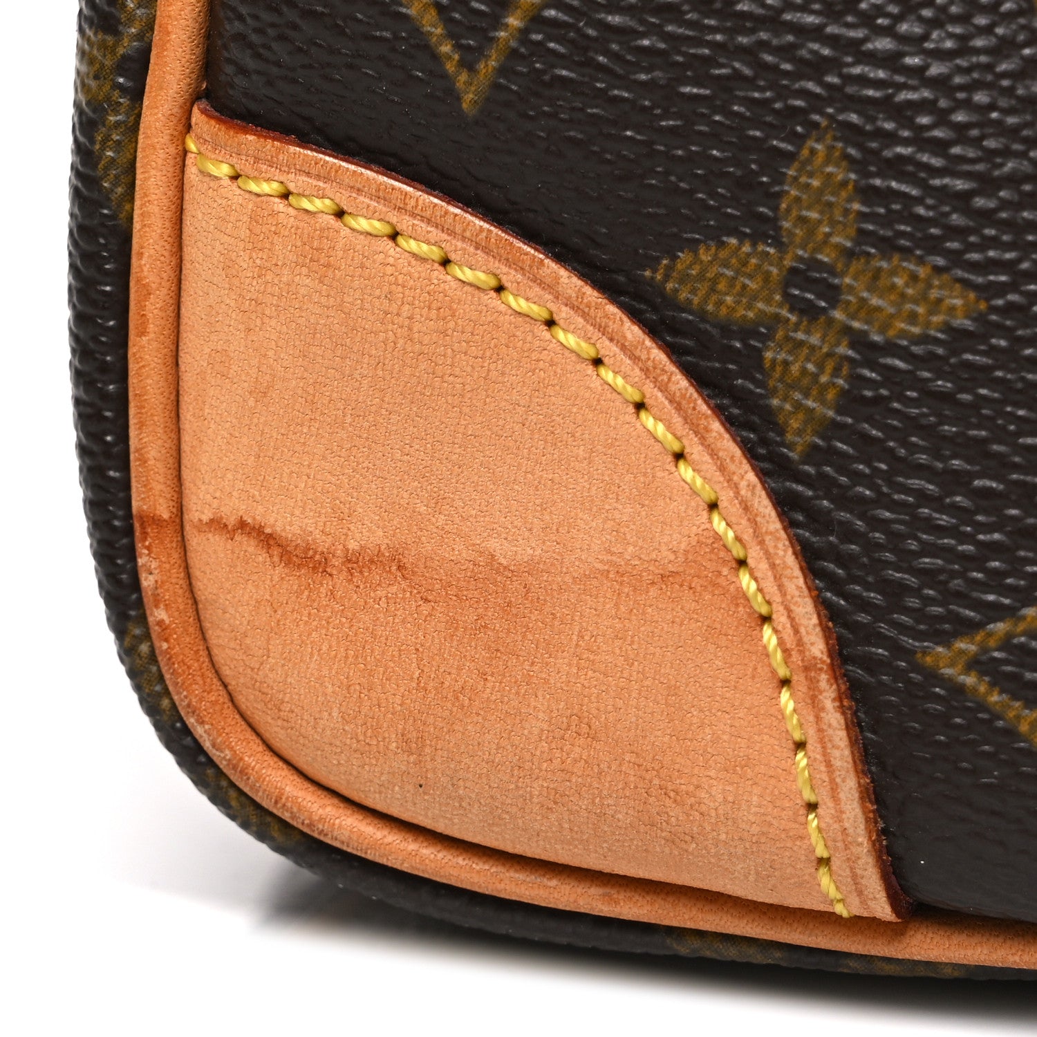 Louis Vuitton Monogram Nil 28