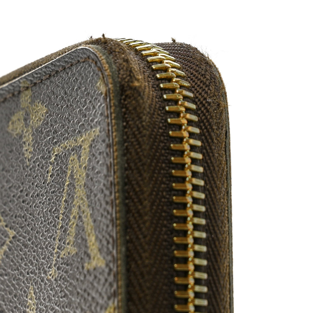 Louis Vuitton Monogram Zippy Wallet
