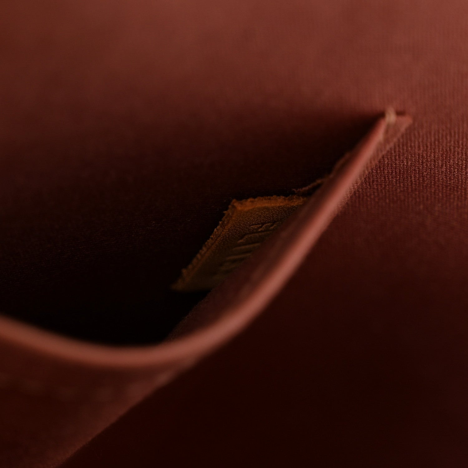 Louis Vuitton Vernis Alma PM Rose Velours