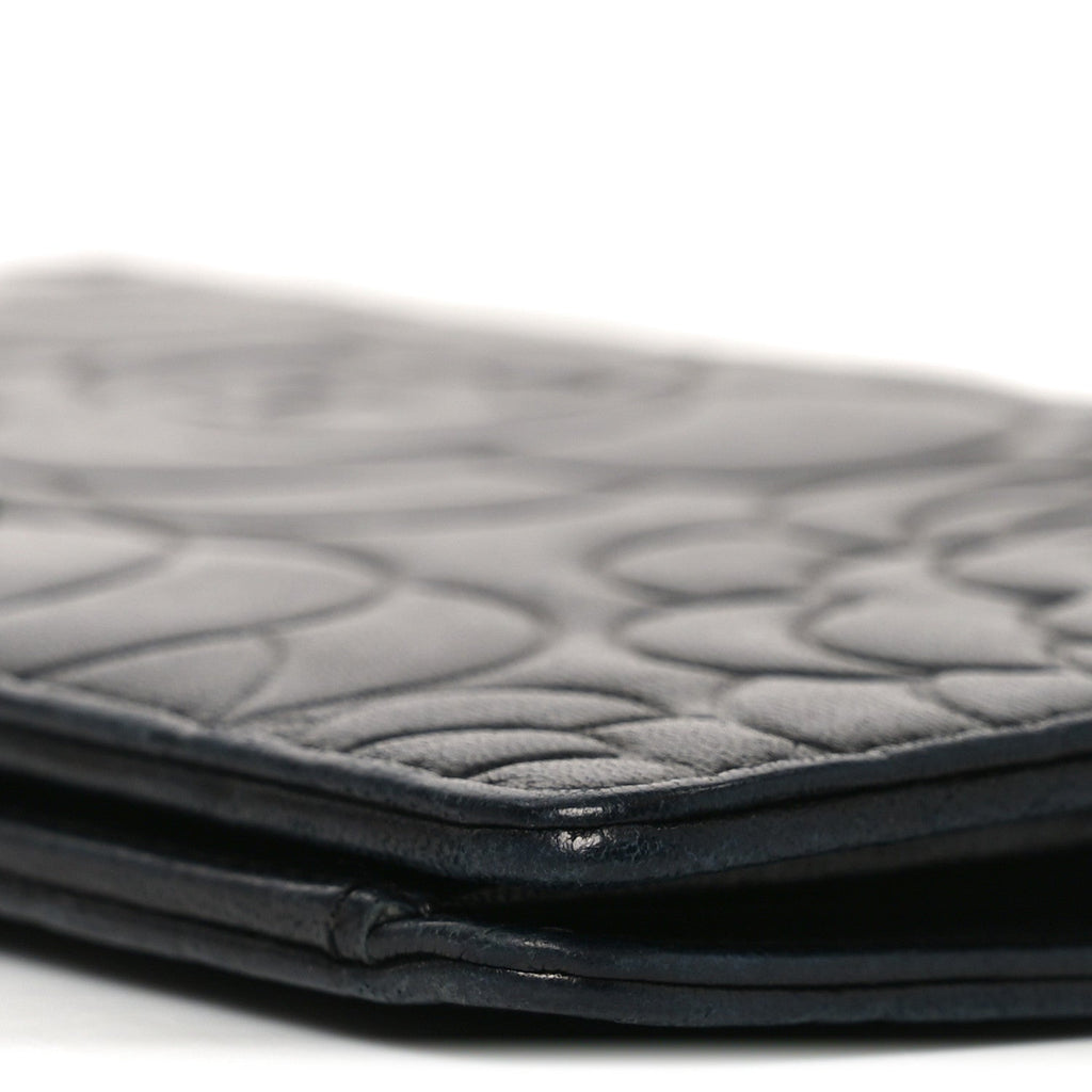 Lambskin Camellia Embossed Yen Wallet Black