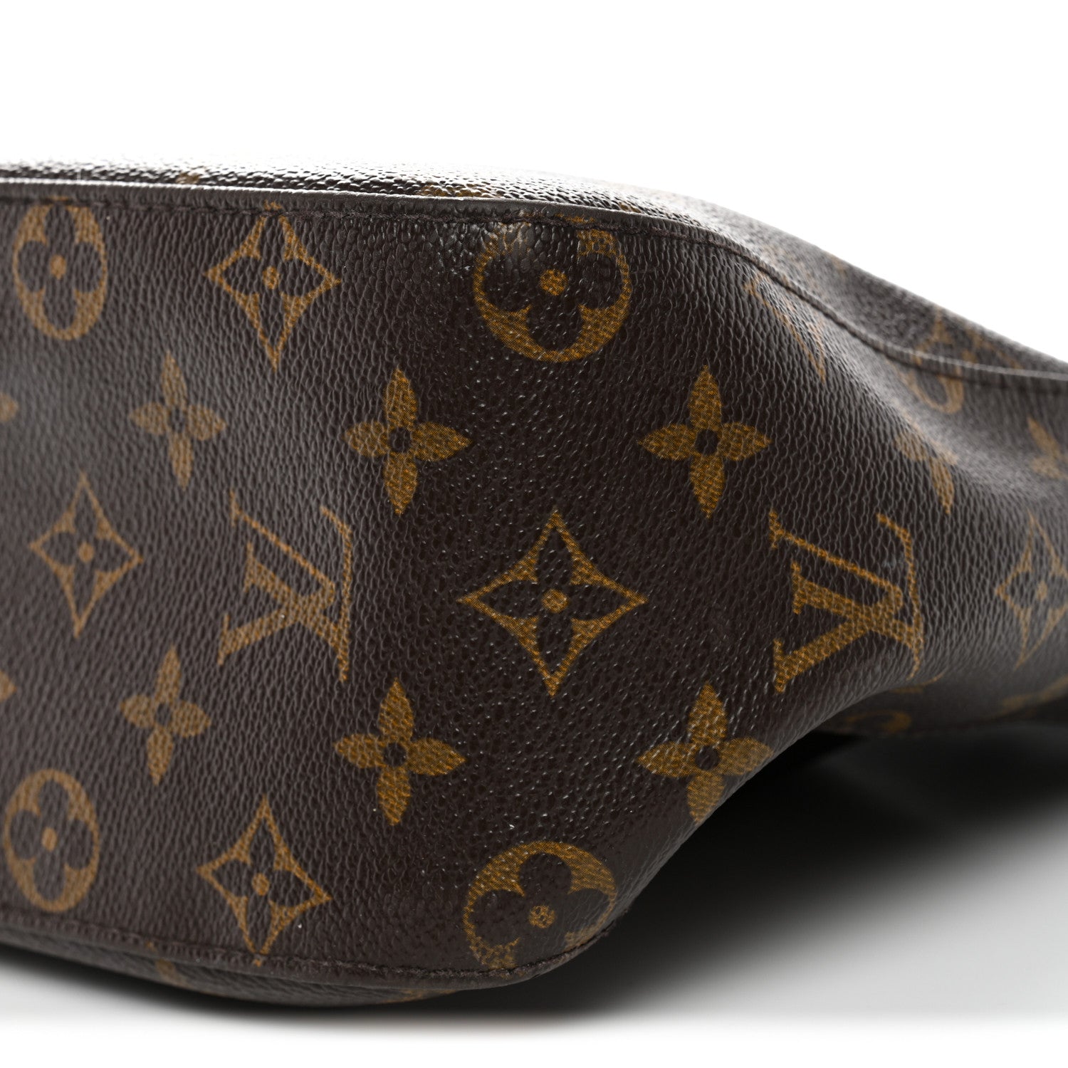 Louis Vuitton Monogram Looping MM