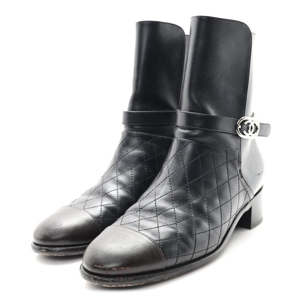 Calfskin Quilted Cap Toe Boots 41 Black Brown
