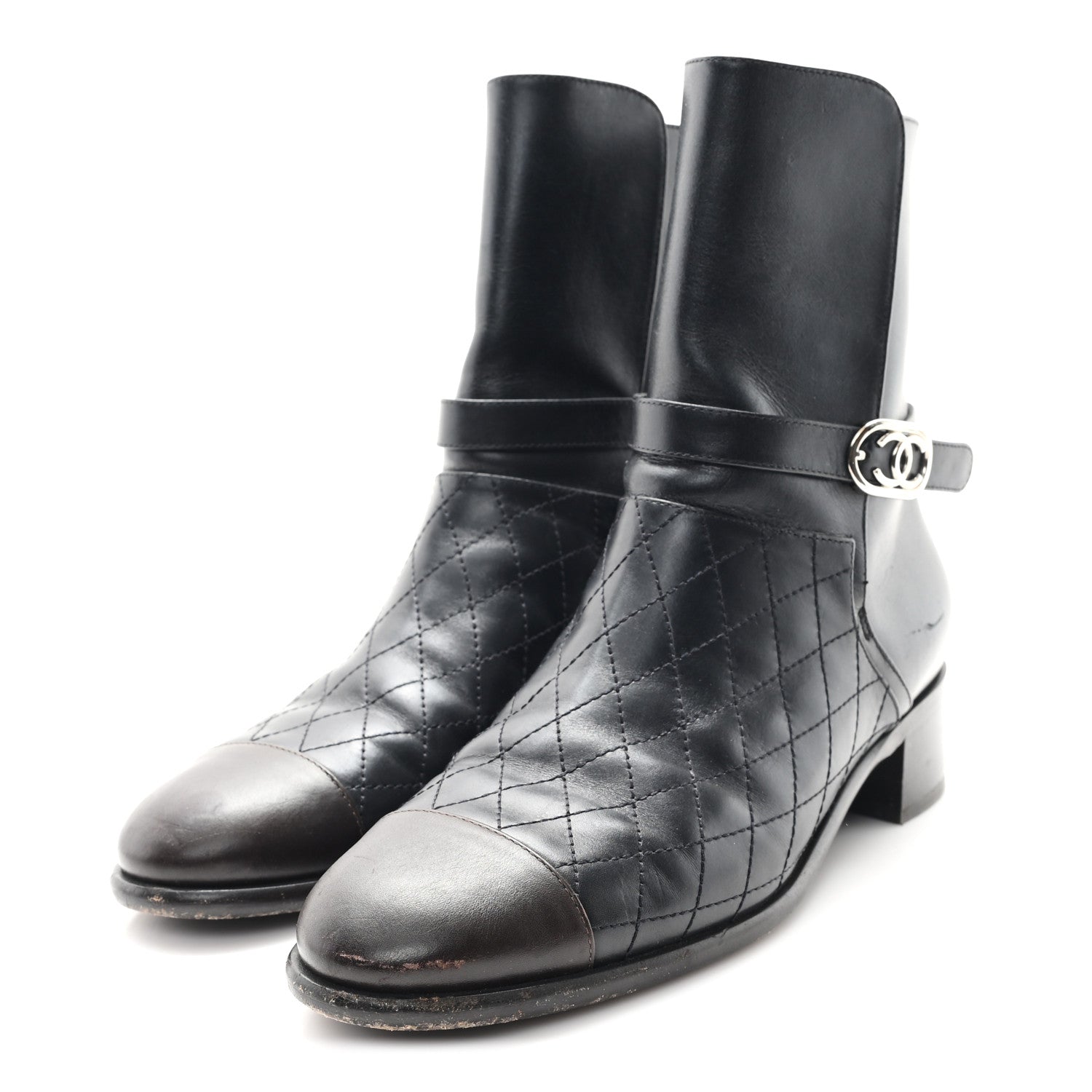 Calfskin Quilted Cap Toe Boots 41 Black Brown