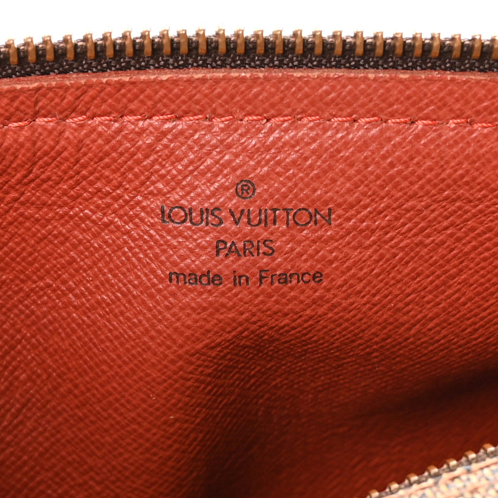 Louis Vuitton Damier Ebene Papillon 26